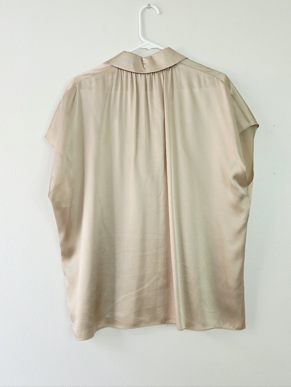 Vince Cap-Sleeve Collared Ruched Back Silk Blouse Size XL Cream Champagne - Picture 4 of 7